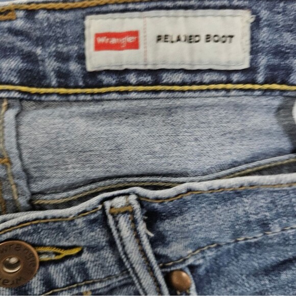 Wrangler Jeans Men's 29x30 (30x29) Blue Relaxed Boot Mid-Rise Medium Wash - Picture 3 of 10